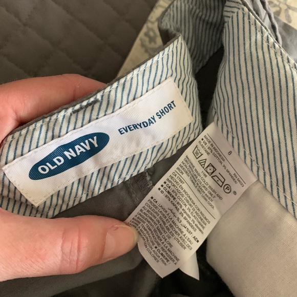 Old Navy shorts - Picture 3 of 3